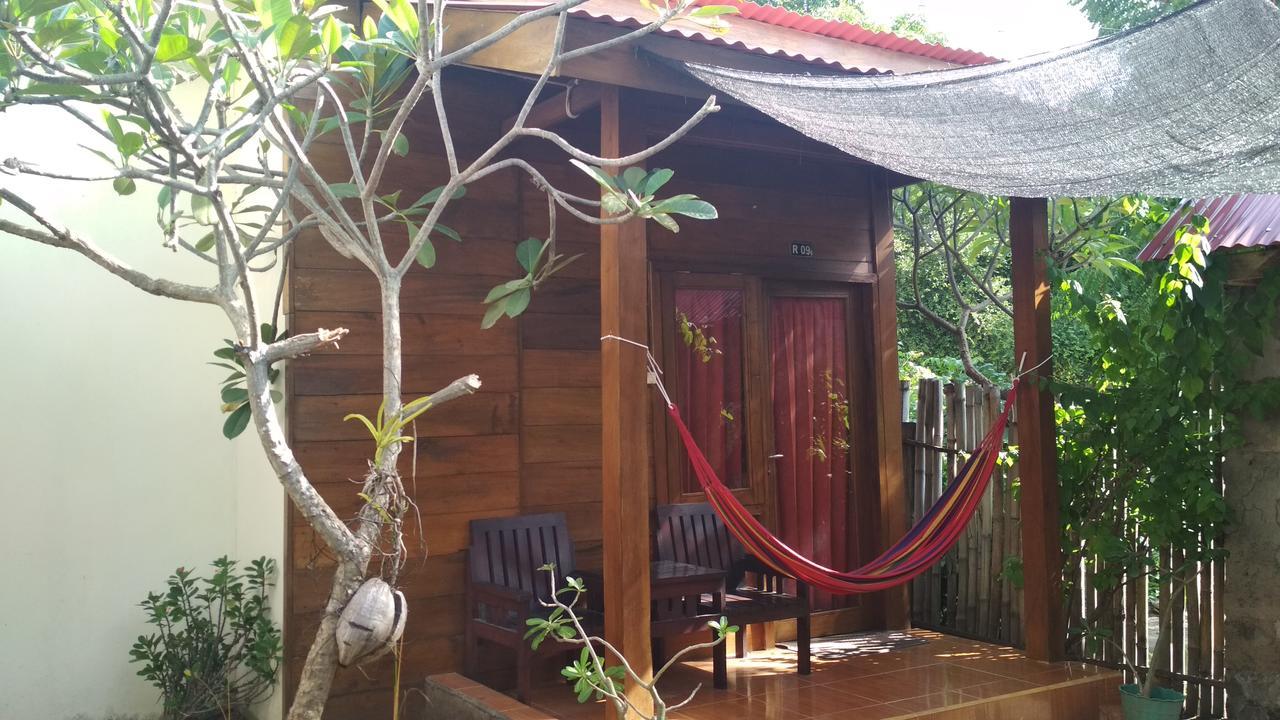 The Joe Bungalow ギリ・トラワンガン エクステリア 写真